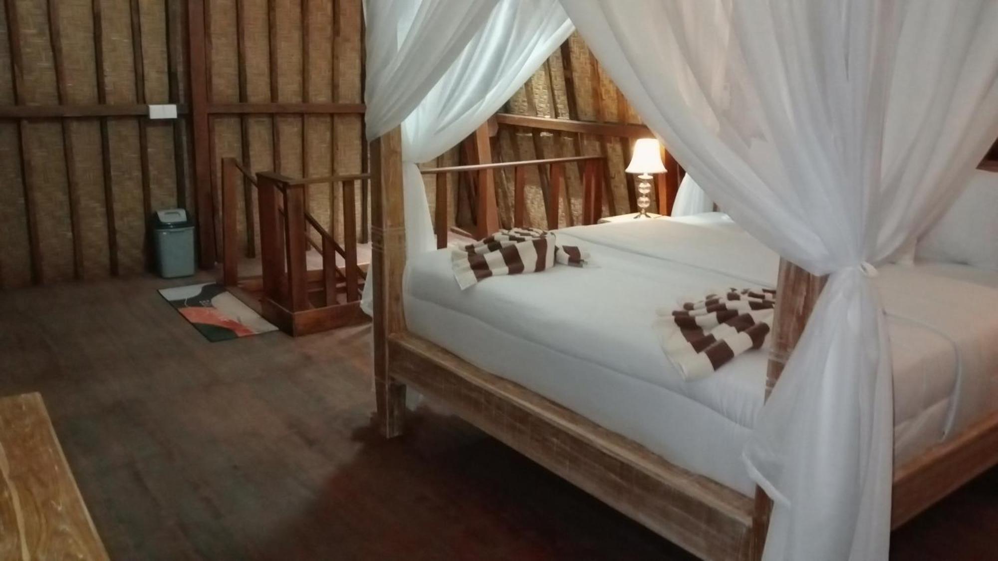 Villa Melasti Amed 部屋 写真